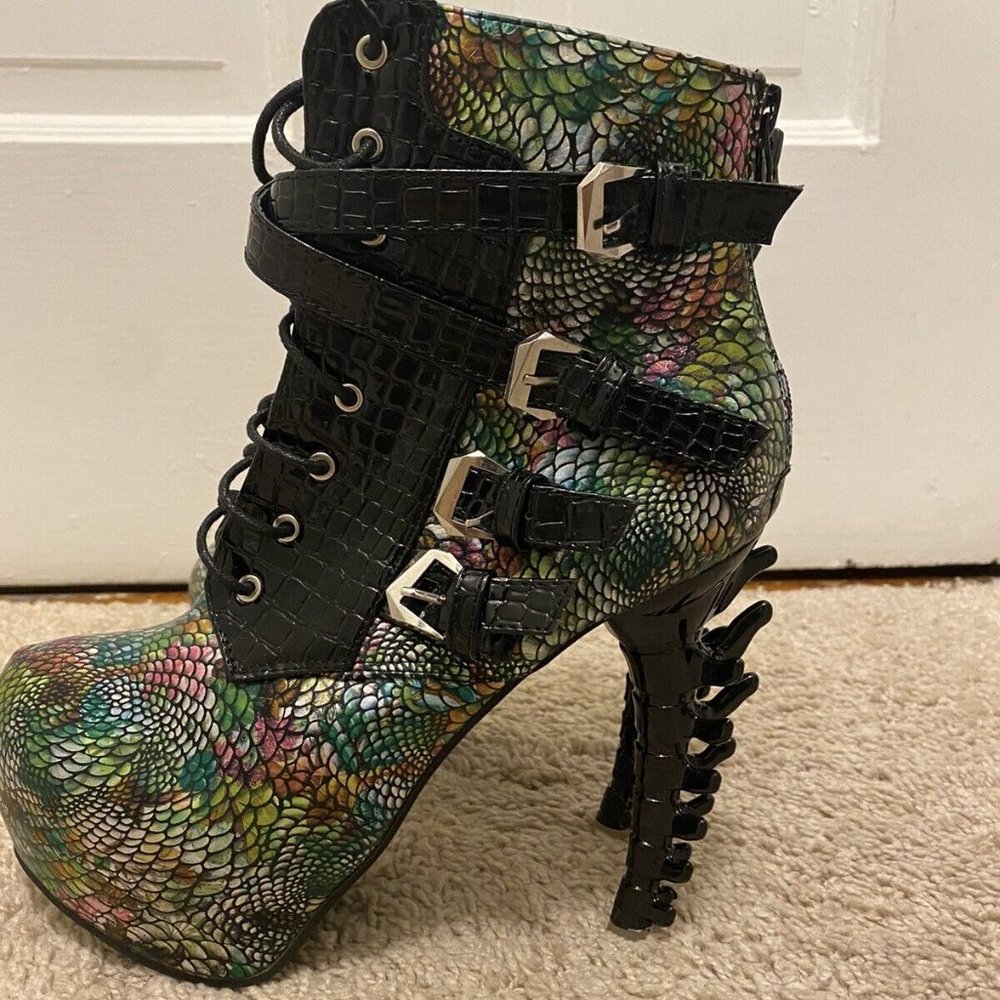 Show Story Spine Heels Bootie Size US 10N Purple Multi Color Unique 5-inch heel.